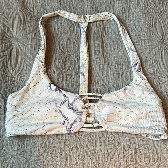 Boys + Arrows Other - Boys + Arrows top in snake